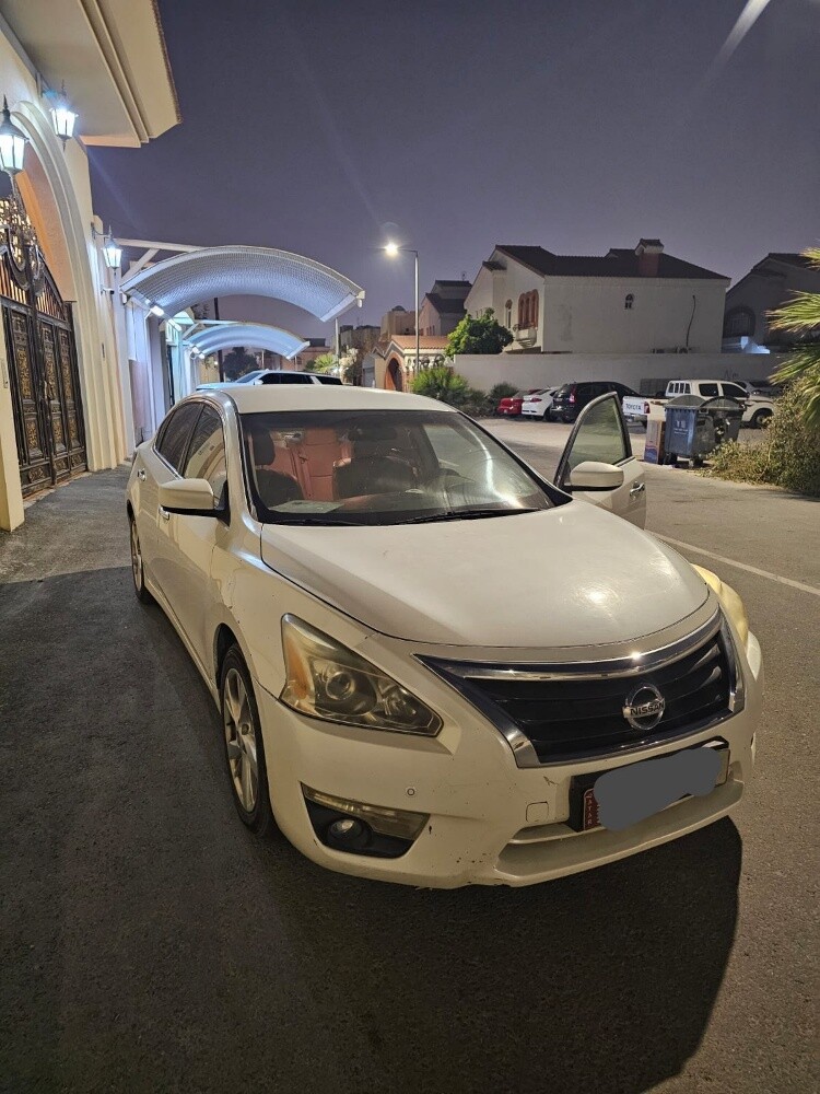 nissan altima - 5