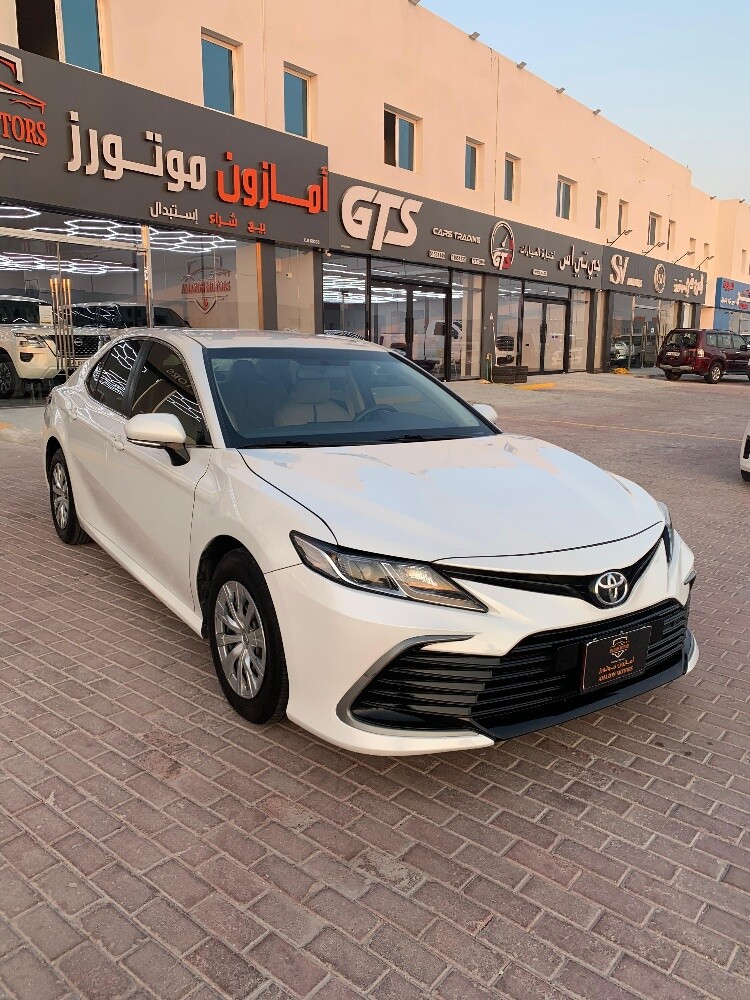 تويوتا كامري ال اي اتوماتيك سيدان - 1