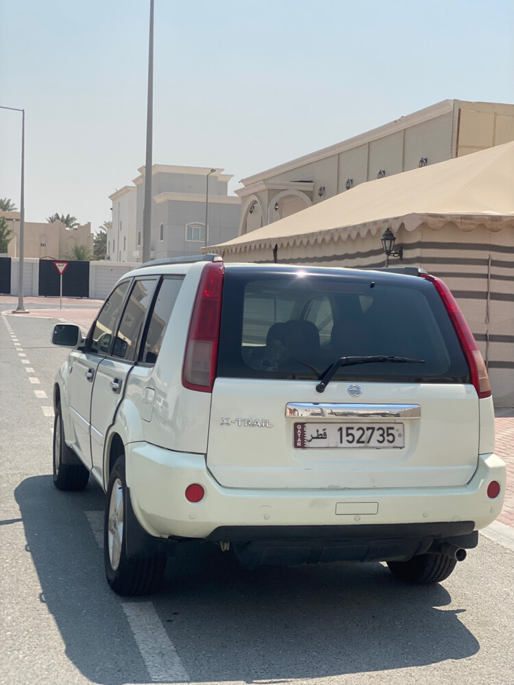 Nissan xtrail 2012 urgent sale - 11