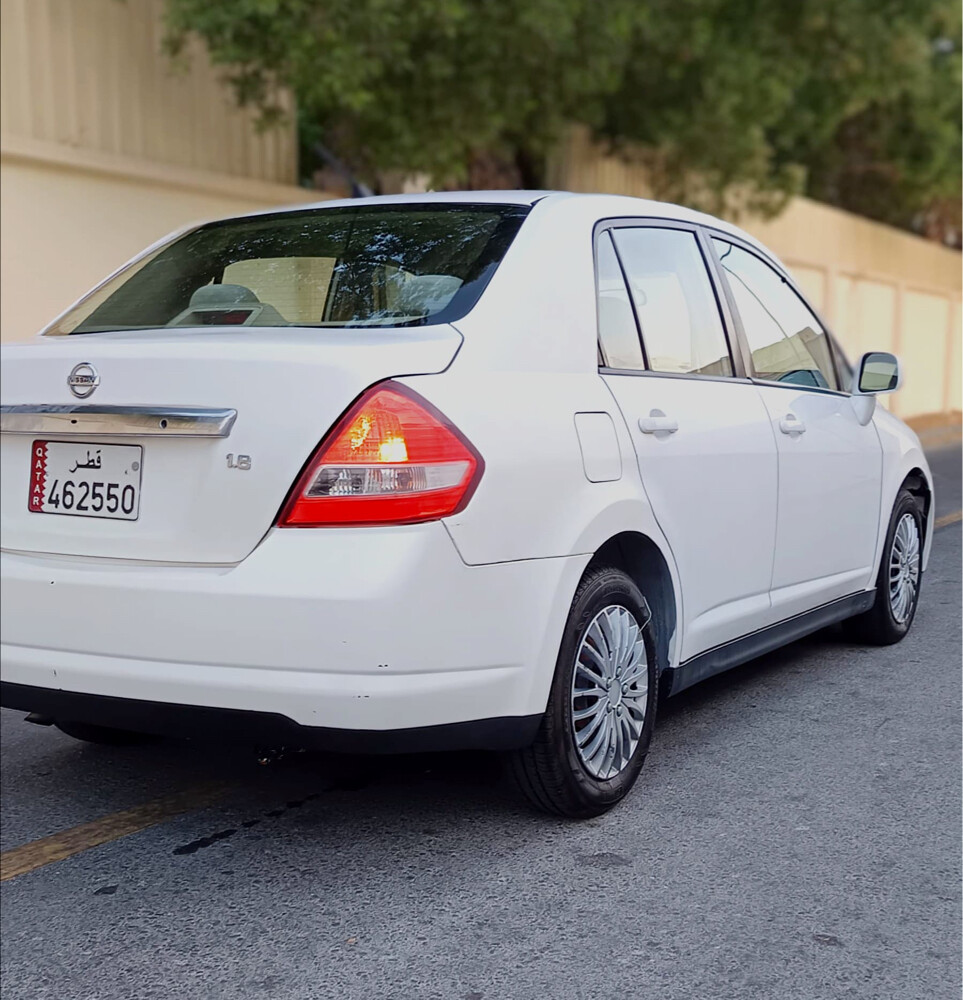Nissan Tiida  - 6