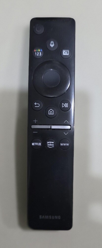 Samsung 55" QLED Led smart tv - 3