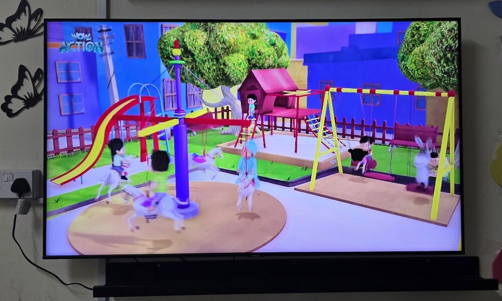 Samsung 55" QLED Led smart tv - 1