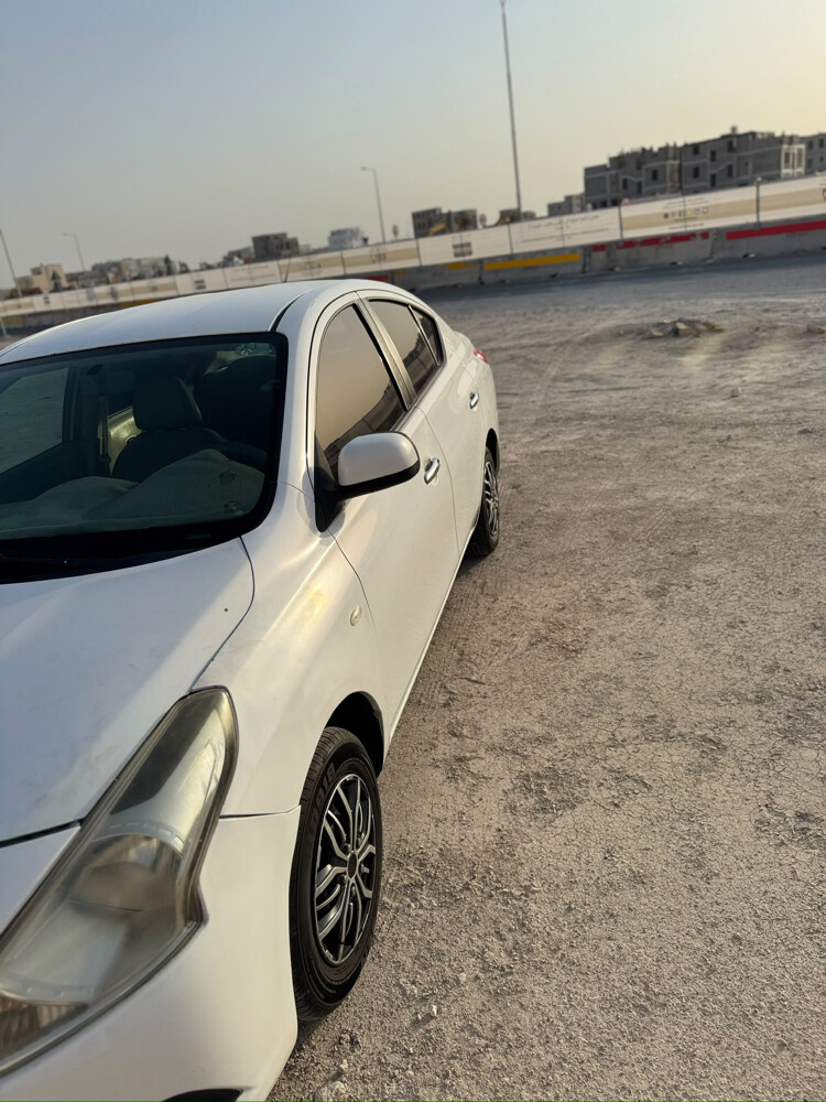 نيسان صني - 3
