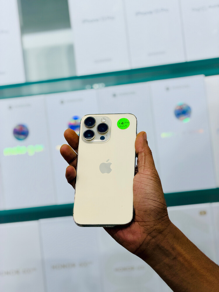 iPhone 14 Pro Max  - 1