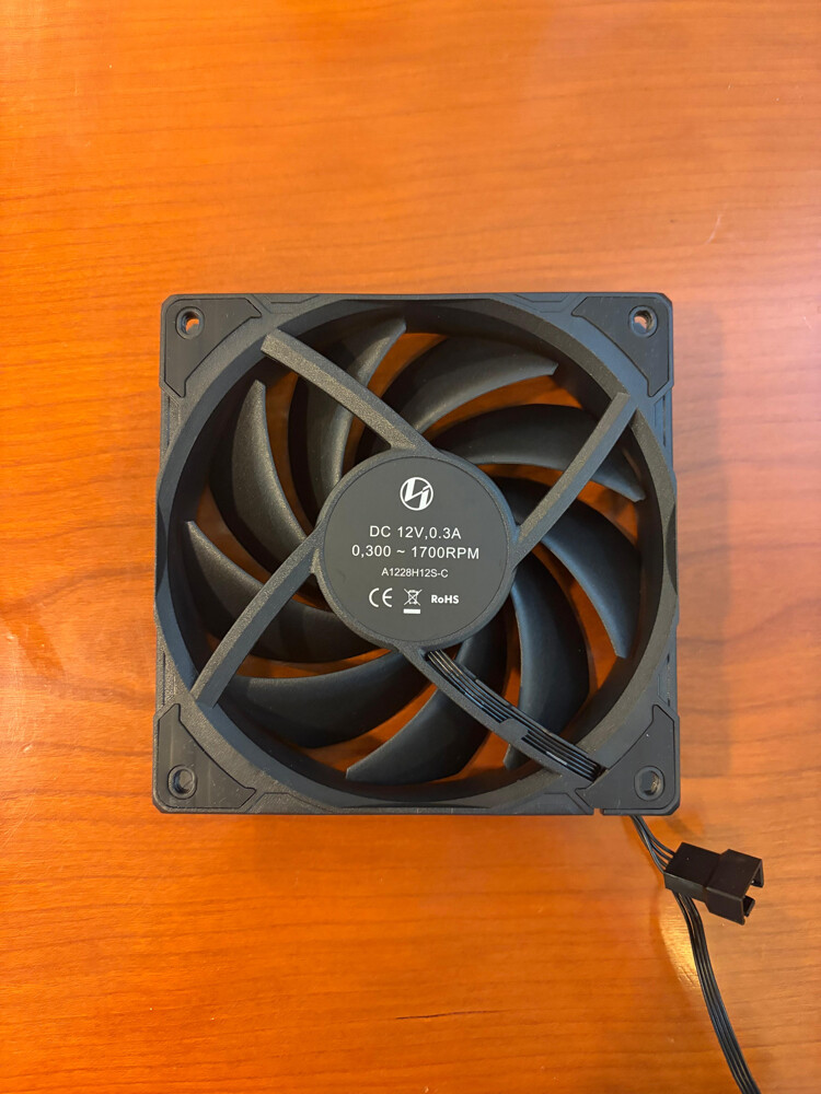 5x Lian li fans - 2