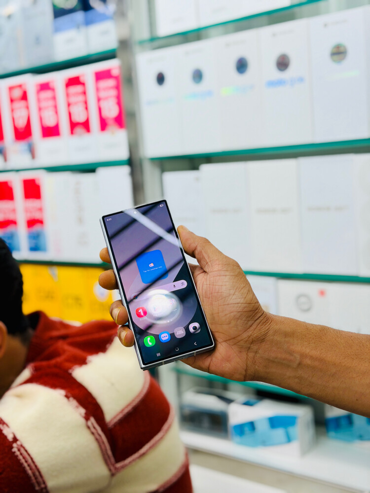 Samsung Galaxy Z Fold 6  - 4