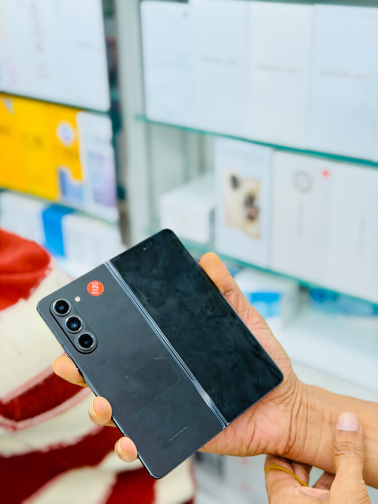 Samsung Galaxy Z Fold 5  - 7