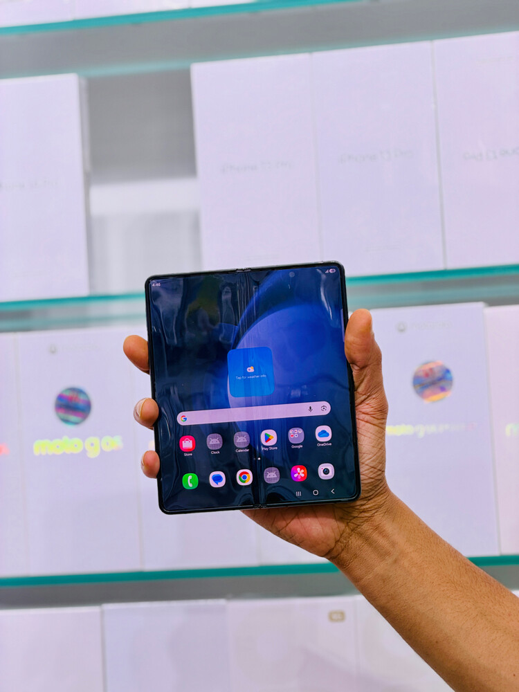 Samsung Galaxy Z Fold 5  - 4