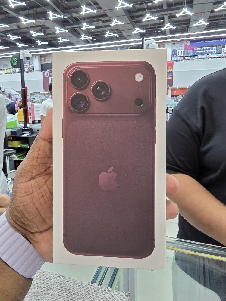 IPHONE 18PROMAX - 1