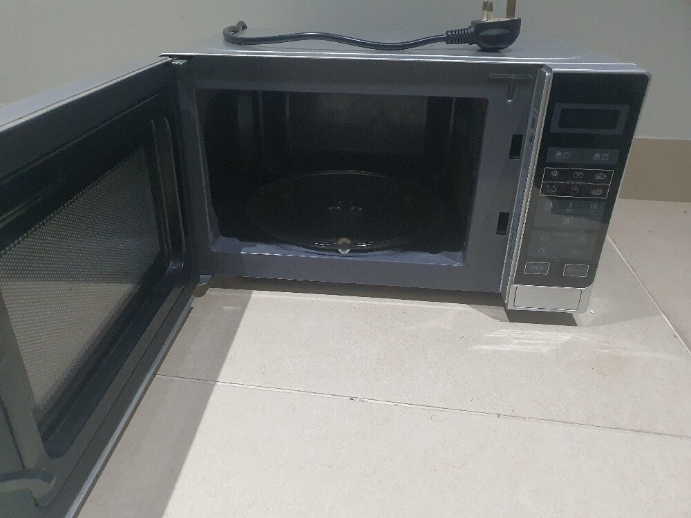 Sharp Microwave 20L - 2