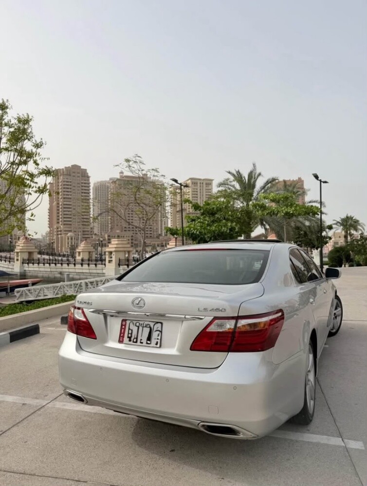 LEXUS LS 460L - 9