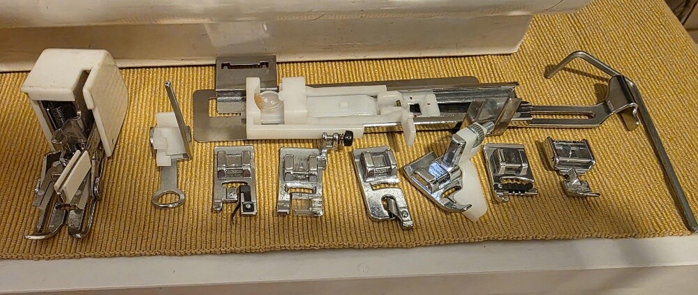 Singer Quantum 9940 Computerized - 5