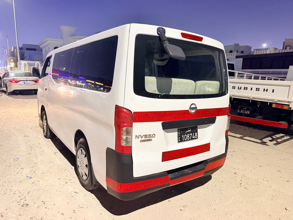 Nissan Urvan 2014 - 4