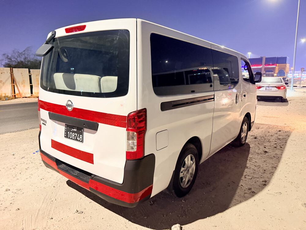 Nissan Urvan 2014 - 3