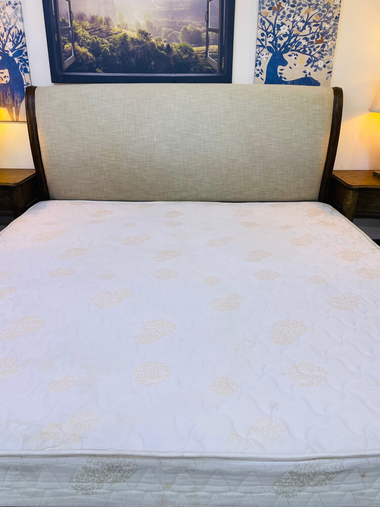 bedroom set selling  - 3