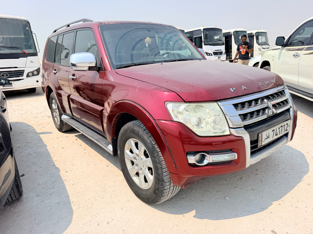 Mitsubishi pajero 2016 V6 - 1