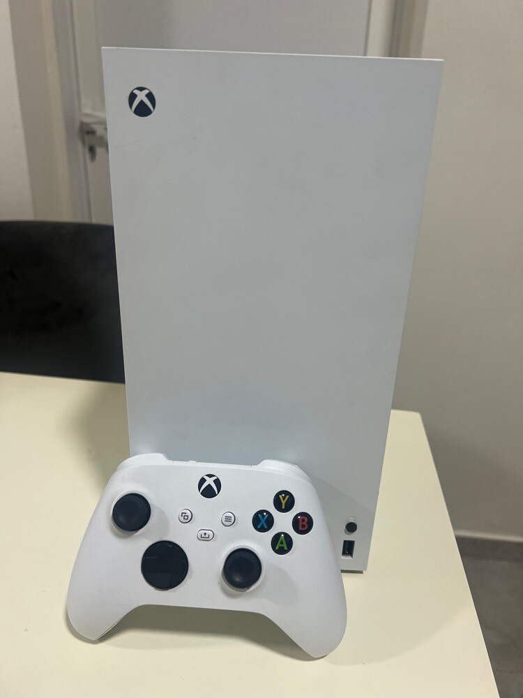 Xbox series X white - 11