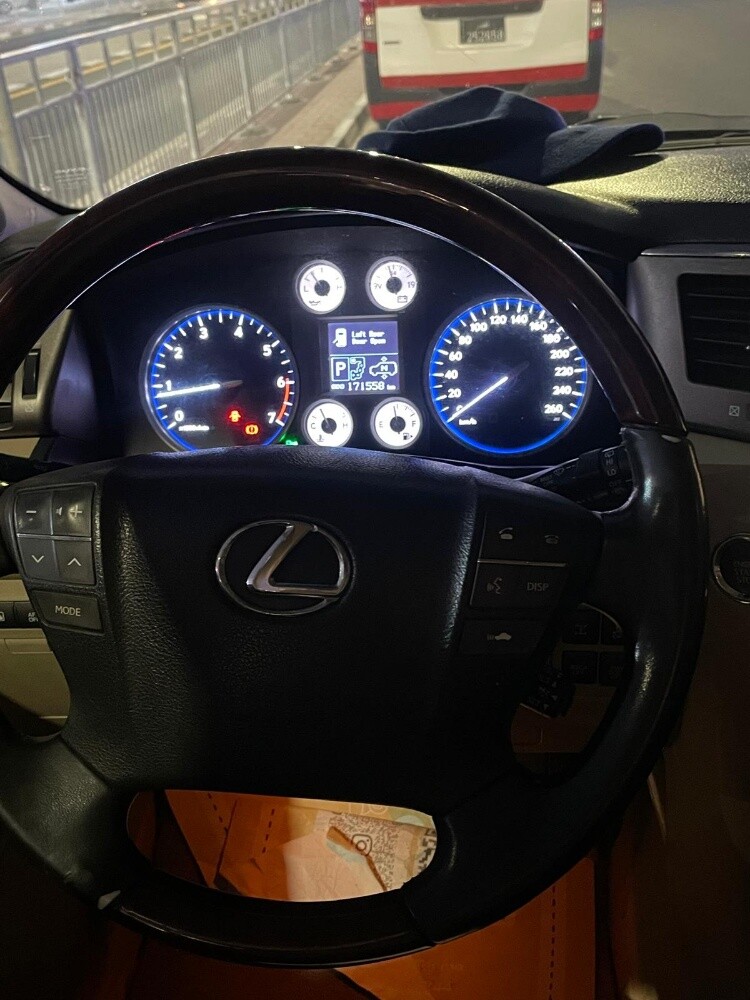 LEXUS LX 570 - 6