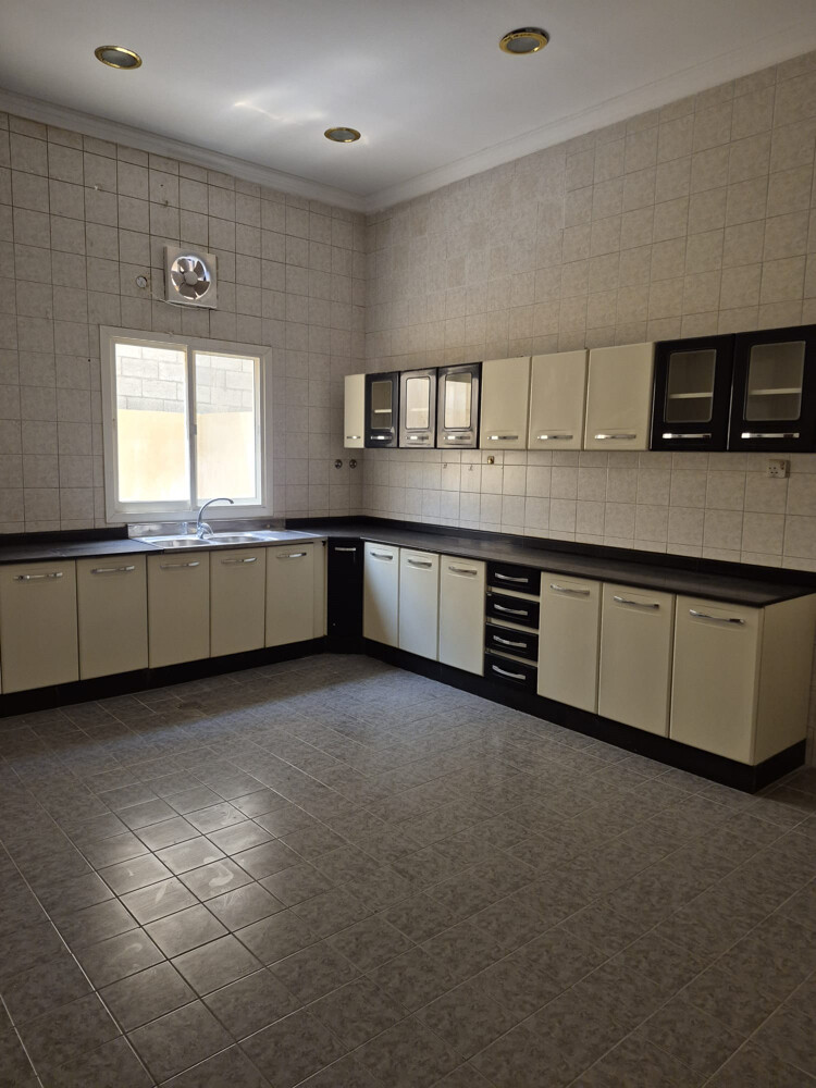 للإيجار فيلا سكنيه بالوكره - 2