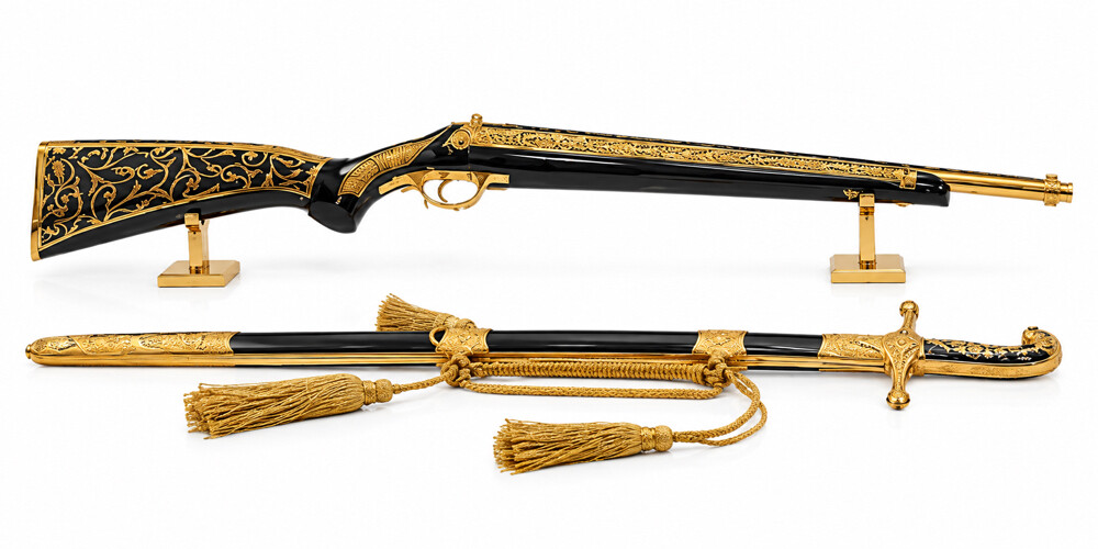 Miniature for sword and rifle - 1