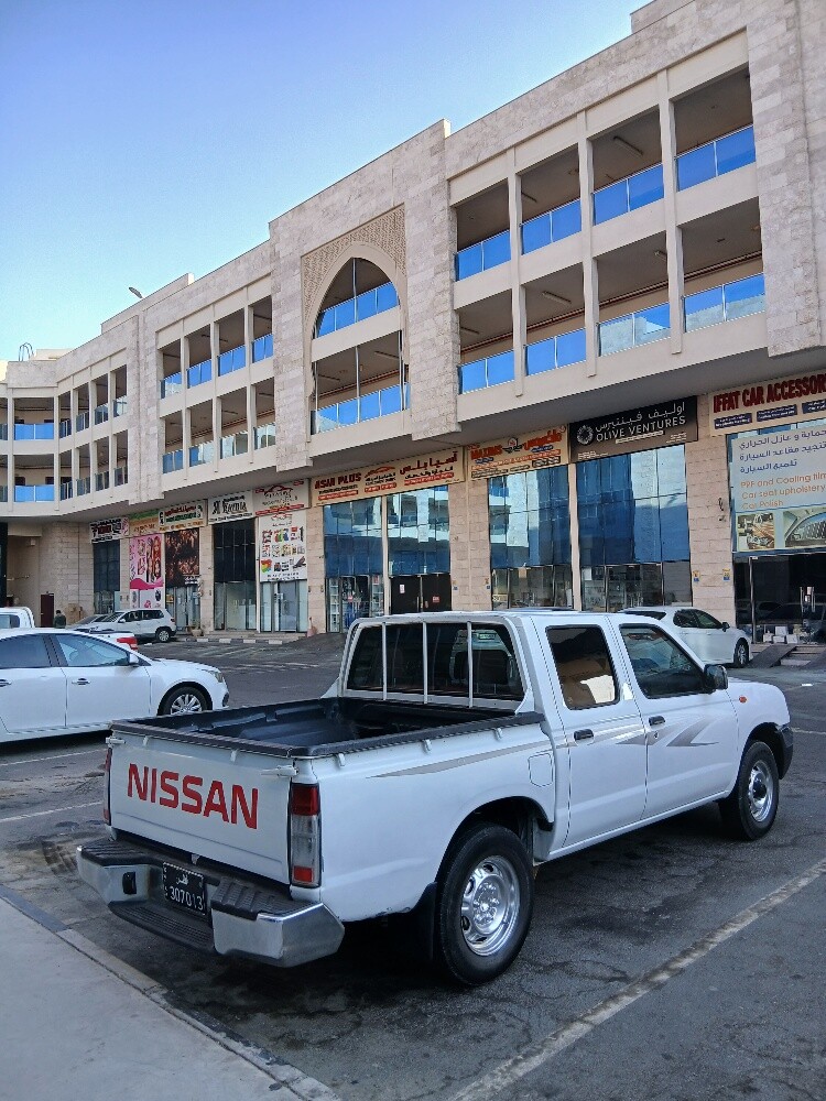 نيسان بيكب جي ال - 4