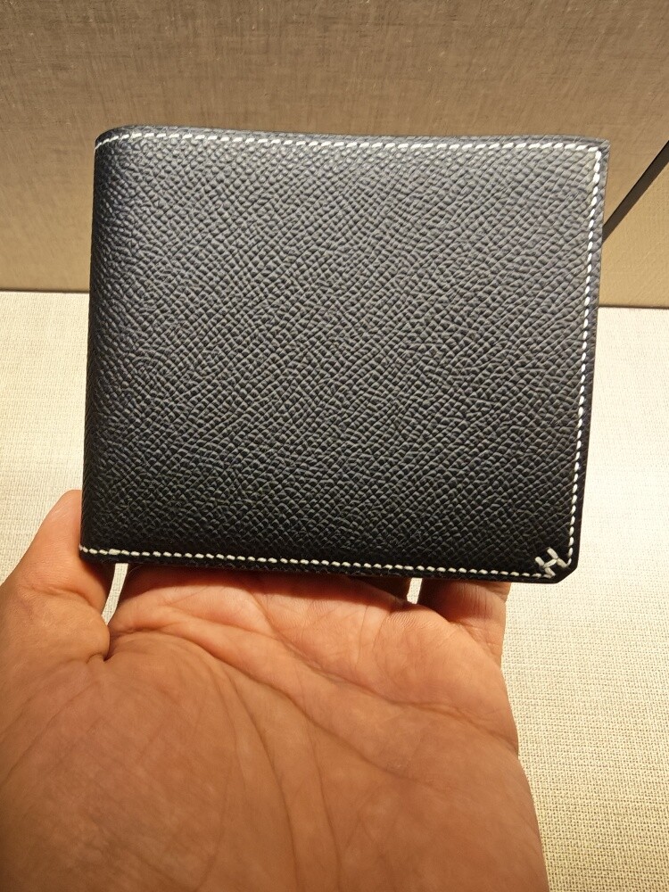 For Sale: Brand new, authentic Herm - 5