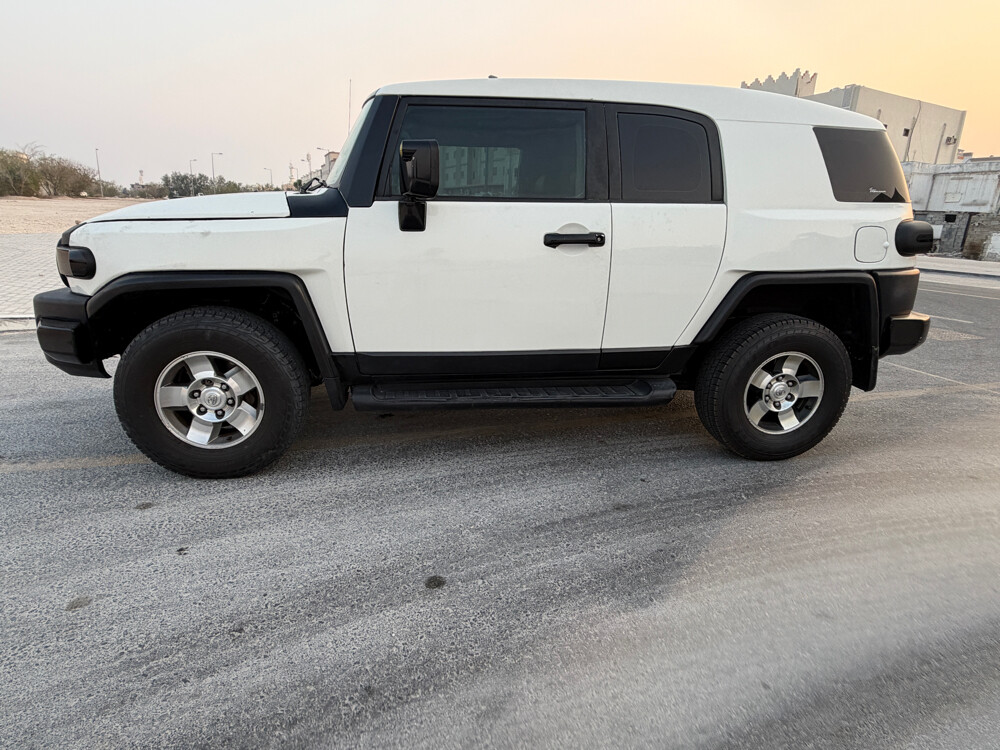 fj cruiser - 2