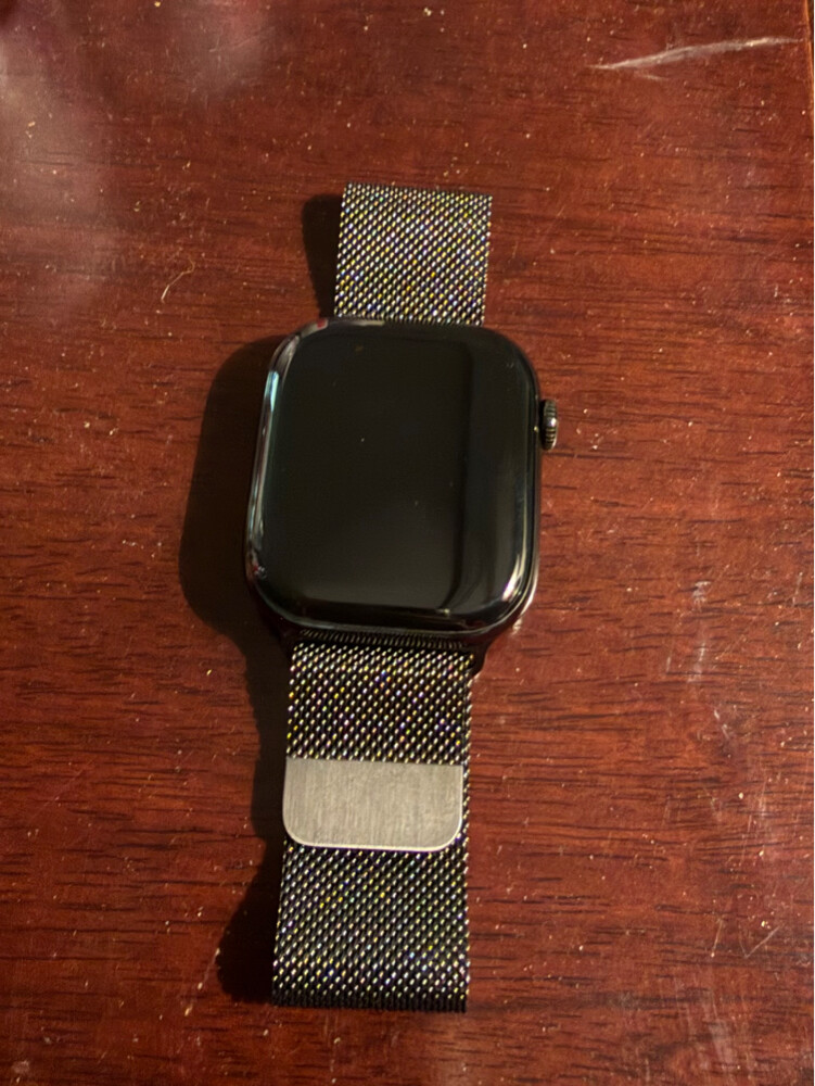 Apple Watch 10th titanium  - 1