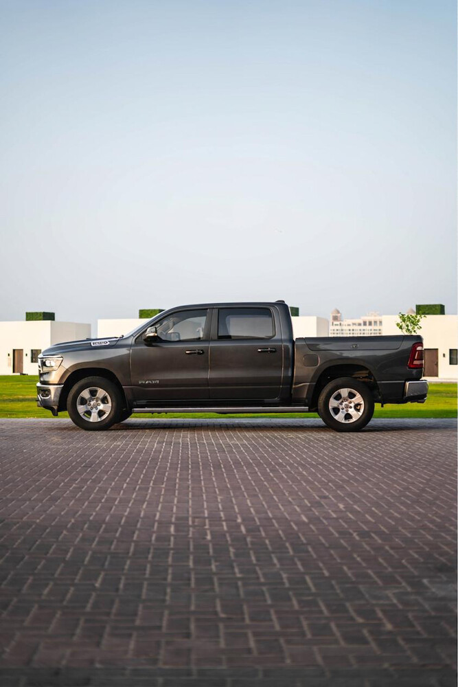 Dodge RAM big horn 2021 - 14