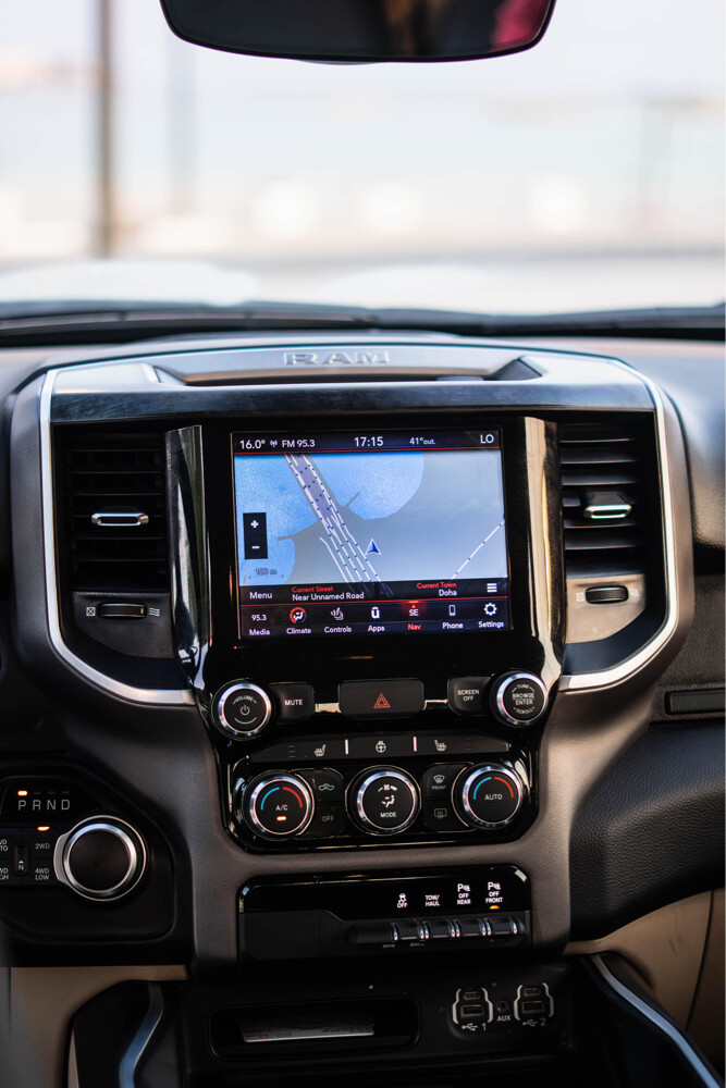 Dodge RAM big horn 2021 - 12