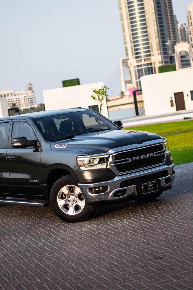 Dodge RAM big horn 2021 - 5