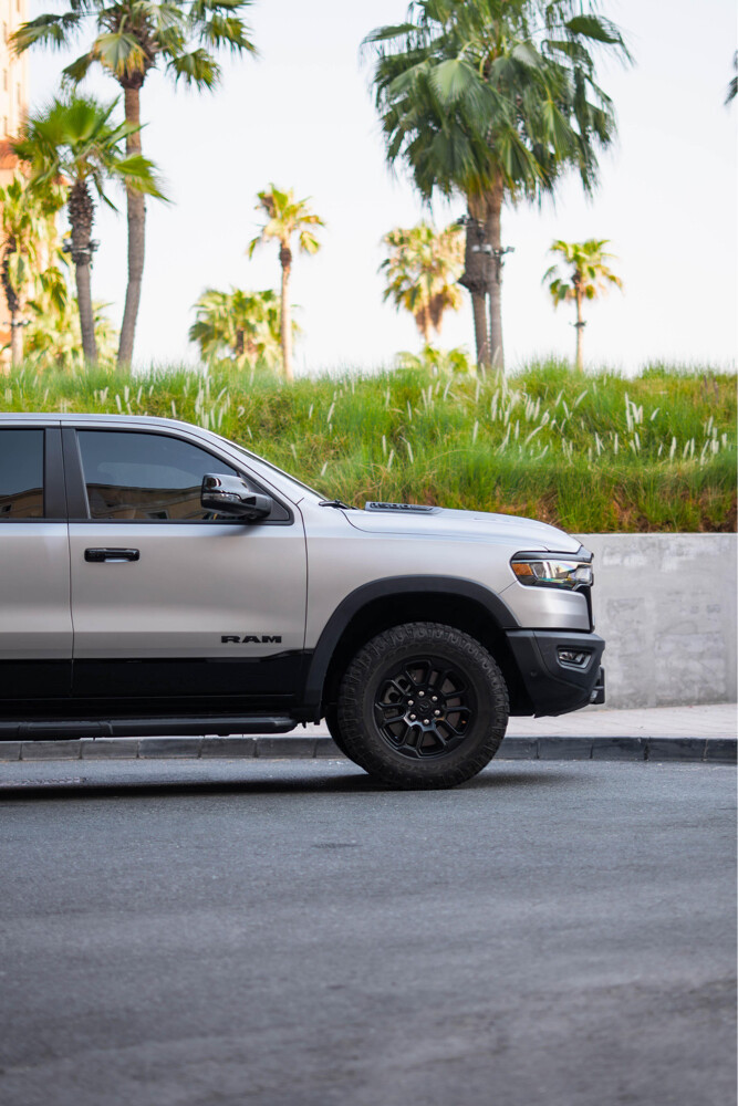 Dodge RAM Repel 2021 - 5