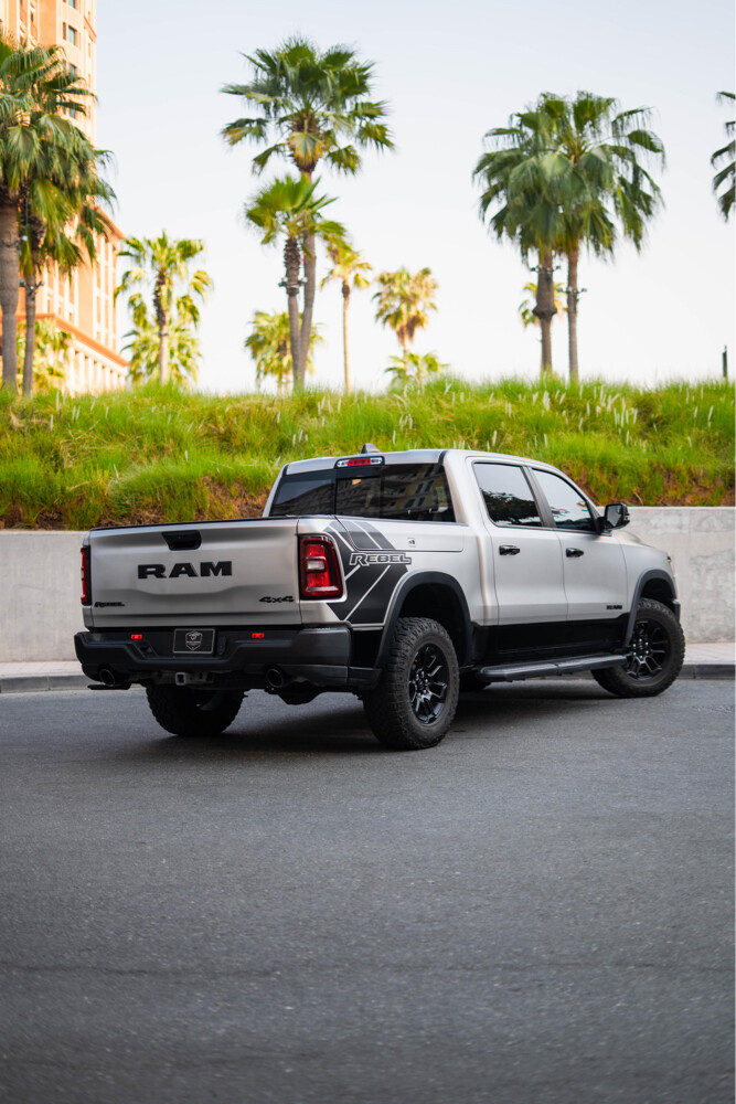 Dodge RAM Repel 2021 - 4