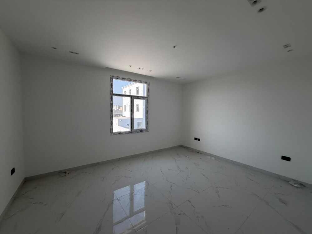 للبيع عمارة في المطار القديم - 6