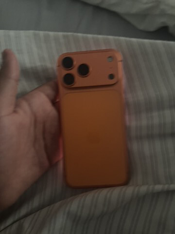 iPhone 17 pro max - 2