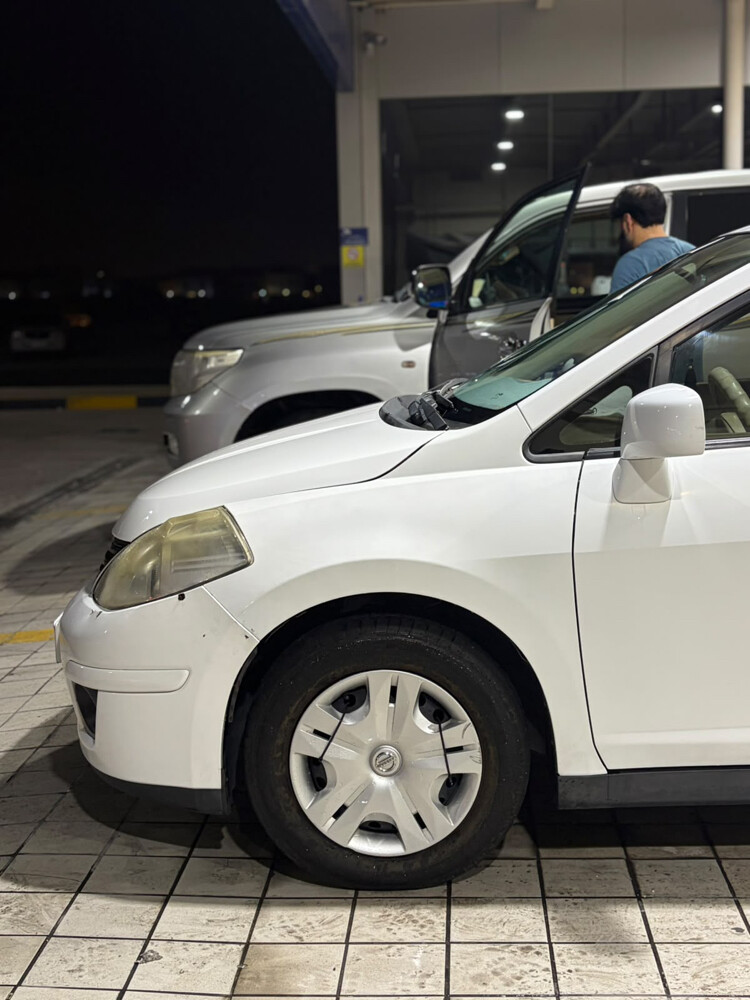 Nissan TIIDA 2011 for sale - 5