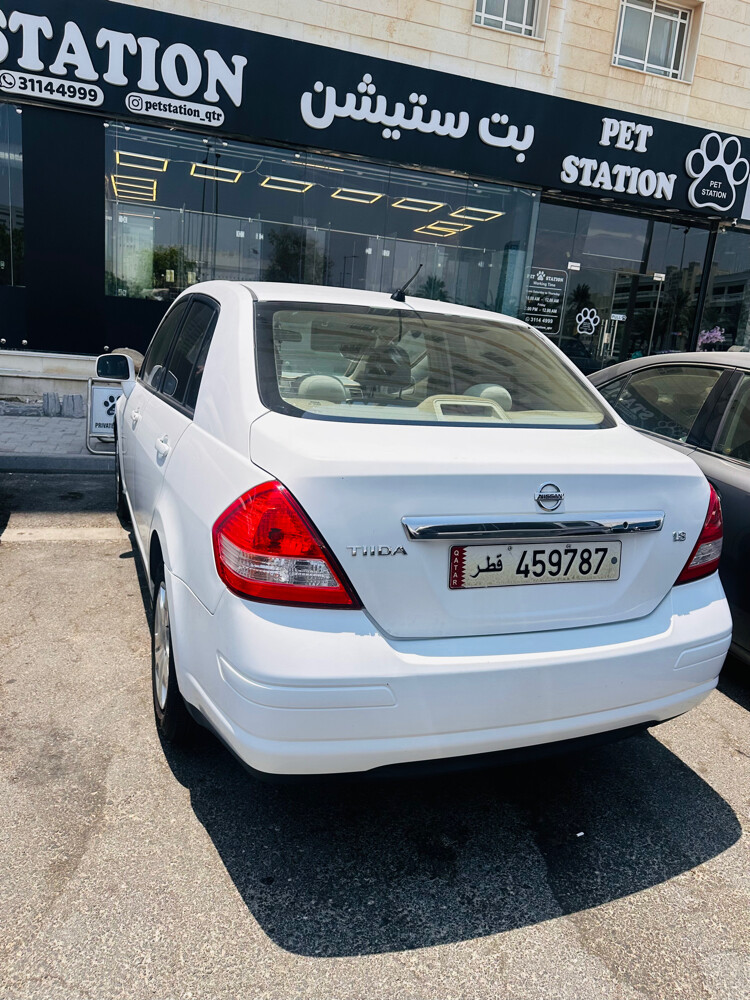 Nissan TIIDA 2011 for sale - 8