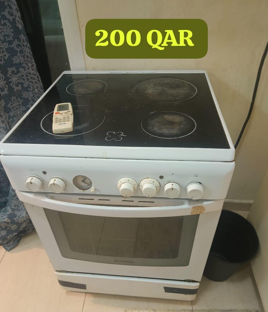 electric stove and oven - 1