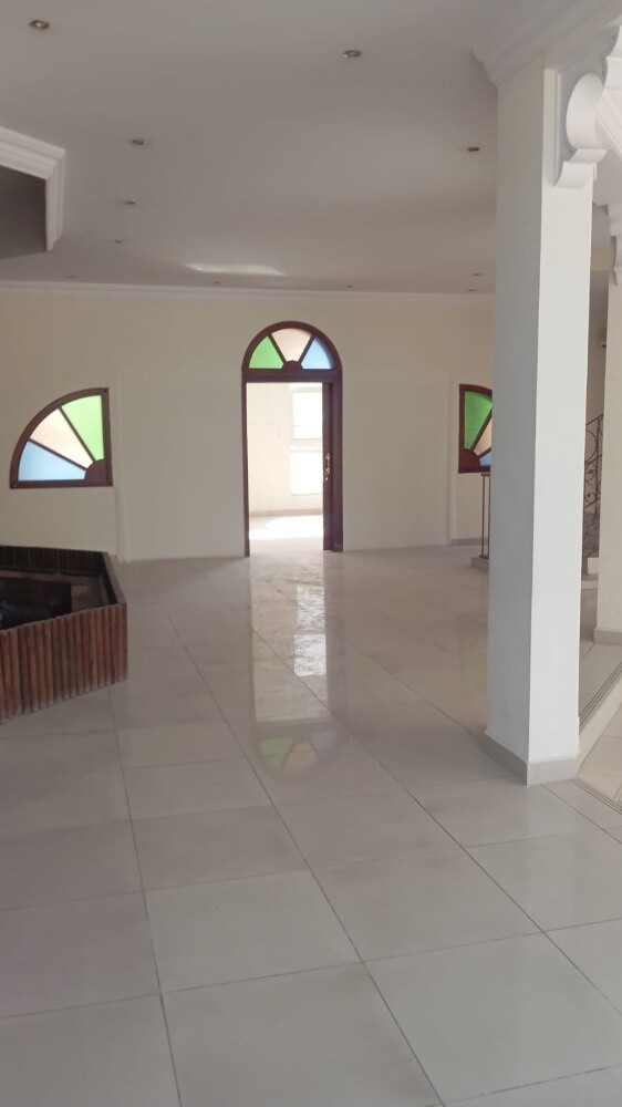 فيلا للايجار في الدفنة - 4
