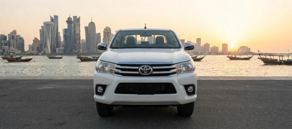2019 Toyota Hilux  QR 65k (Neg) - 2