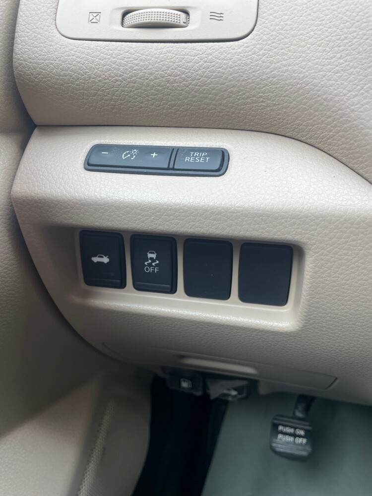 نيسان التيما - 15