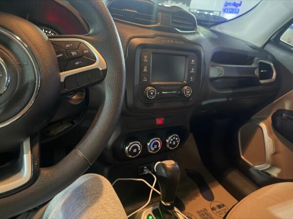 2017 Jeep Renegade 2.4L | GCCSpecs - 13