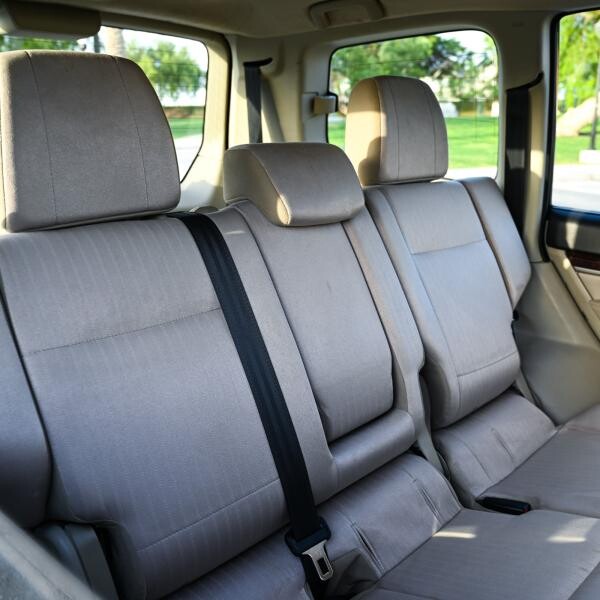 Mitsubishi Pajero GLS - 2
