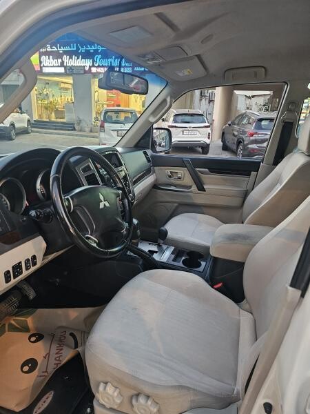Mitsubishi Pajero GLS - 4