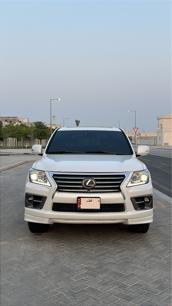 Lexus LX570 S 2012 - 4
