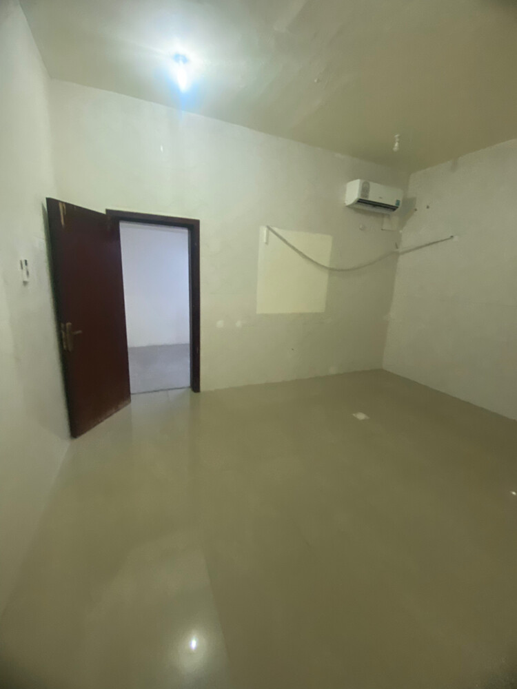 للايجار سكن  في الصناعيه شار - 9