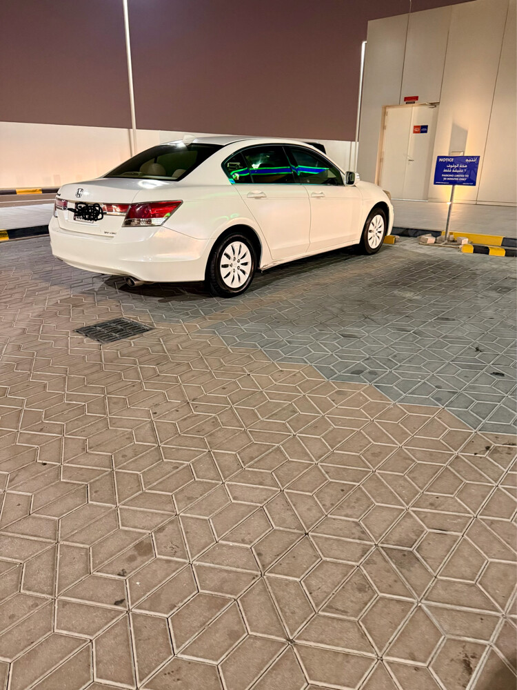 Honda Accord 2011 - 1
