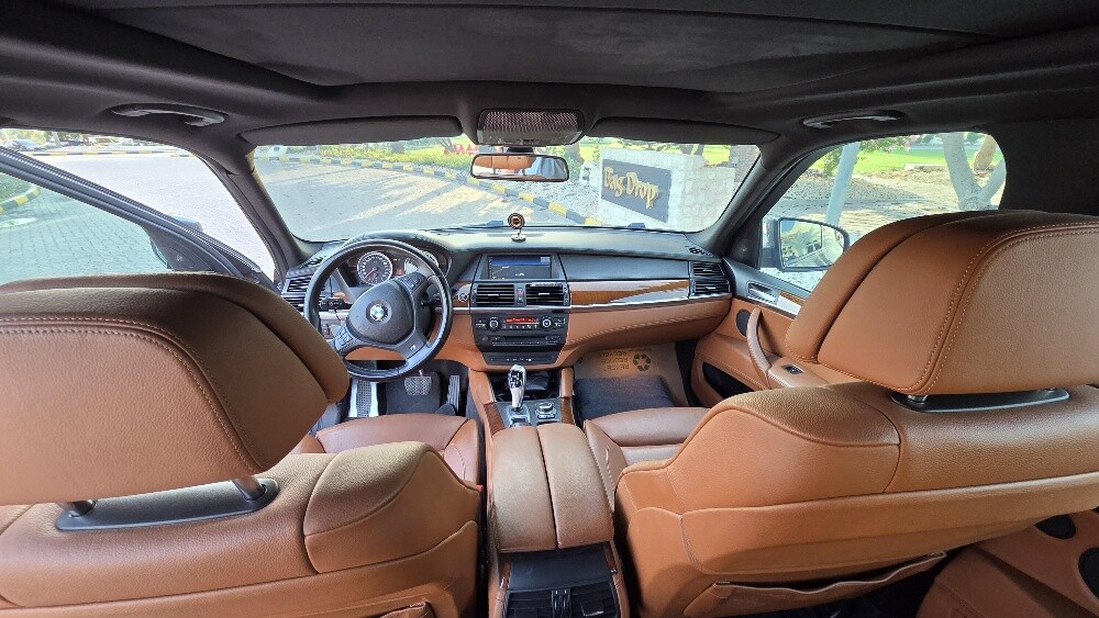 BMW X5M Twin Turbo - 7