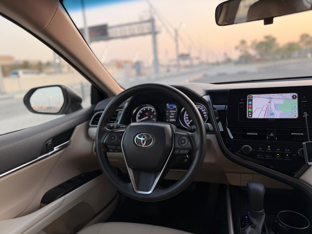 First Owner | Camry 2021 LE - 11