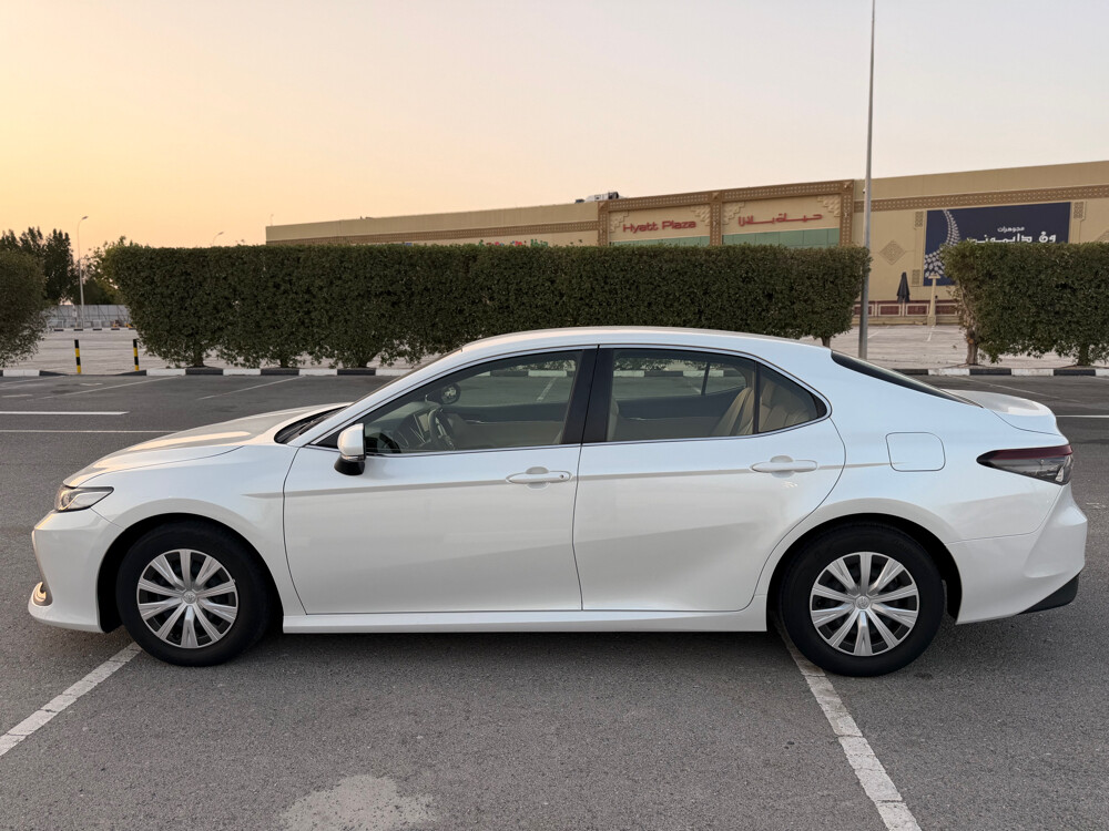 First Owner | Camry 2021 LE - 7